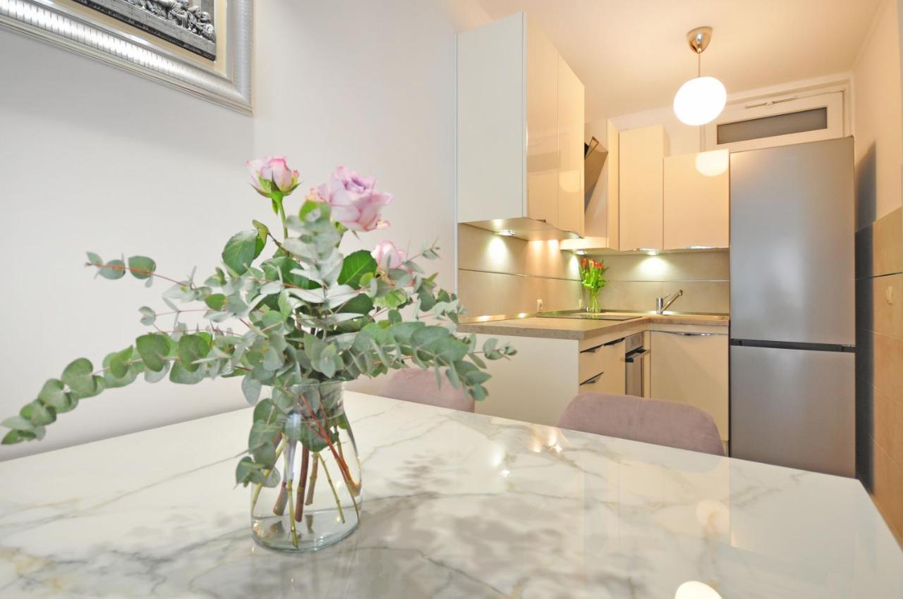 Family Apartment Noel - โอมิช ภายนอก รูปภาพ